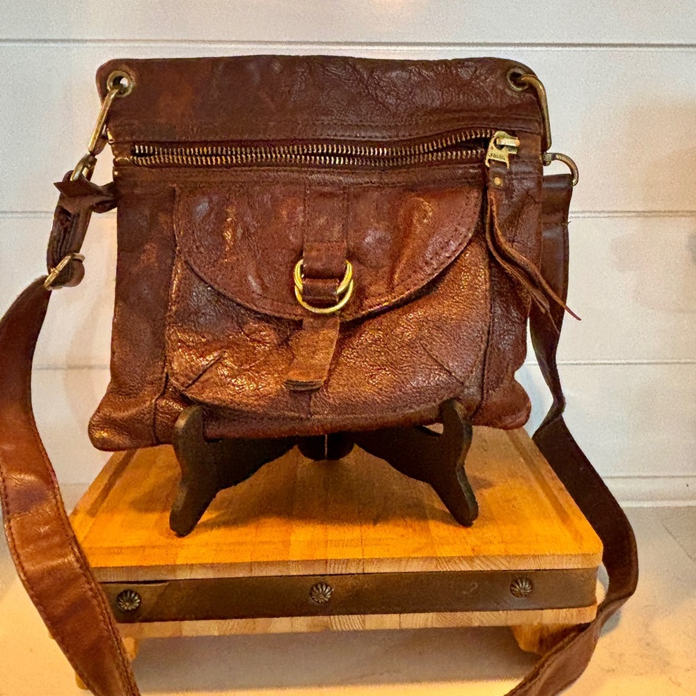 Lucky Brand Brown Leather Crossbody Bag with Distressed Finish